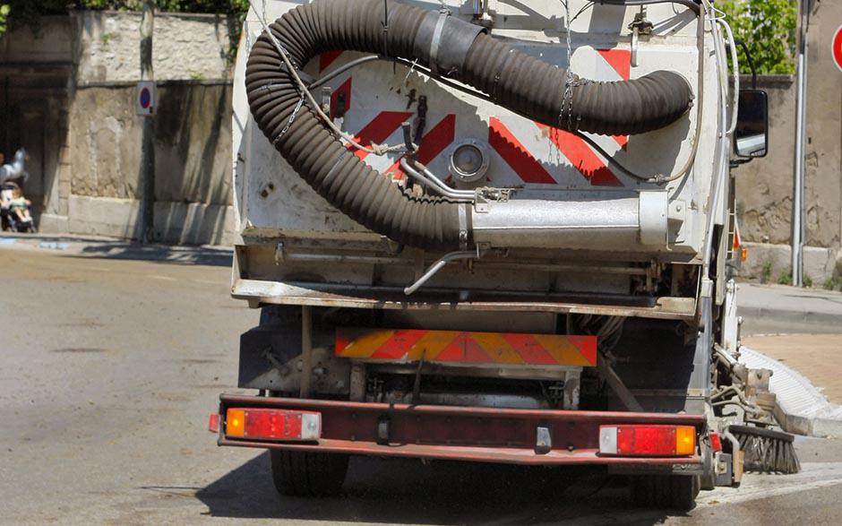 tuyau déboucheur canalisation Suresnes
